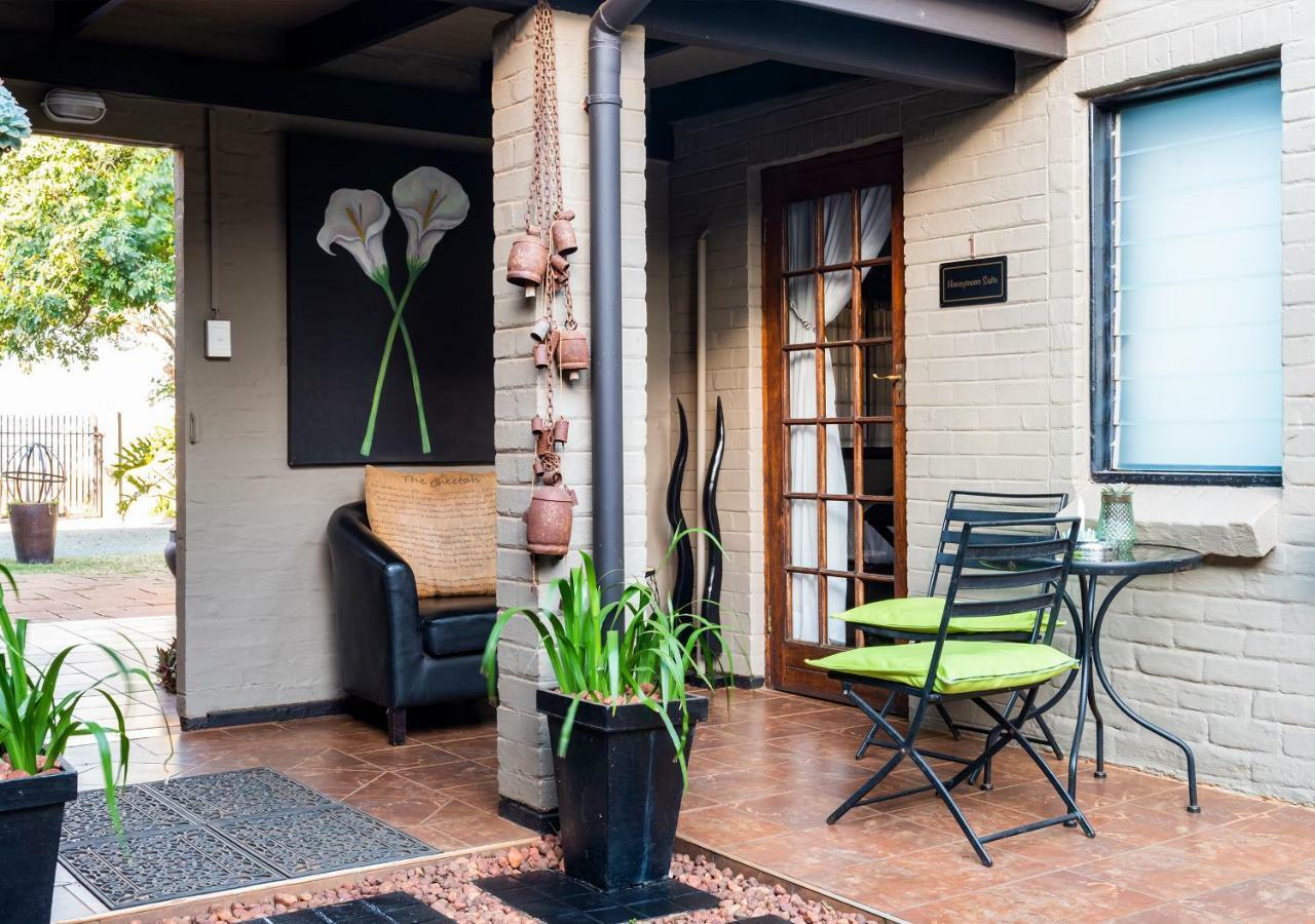 Ama Zulu Guesthouse & Safaris Hluhluwe Exterior photo